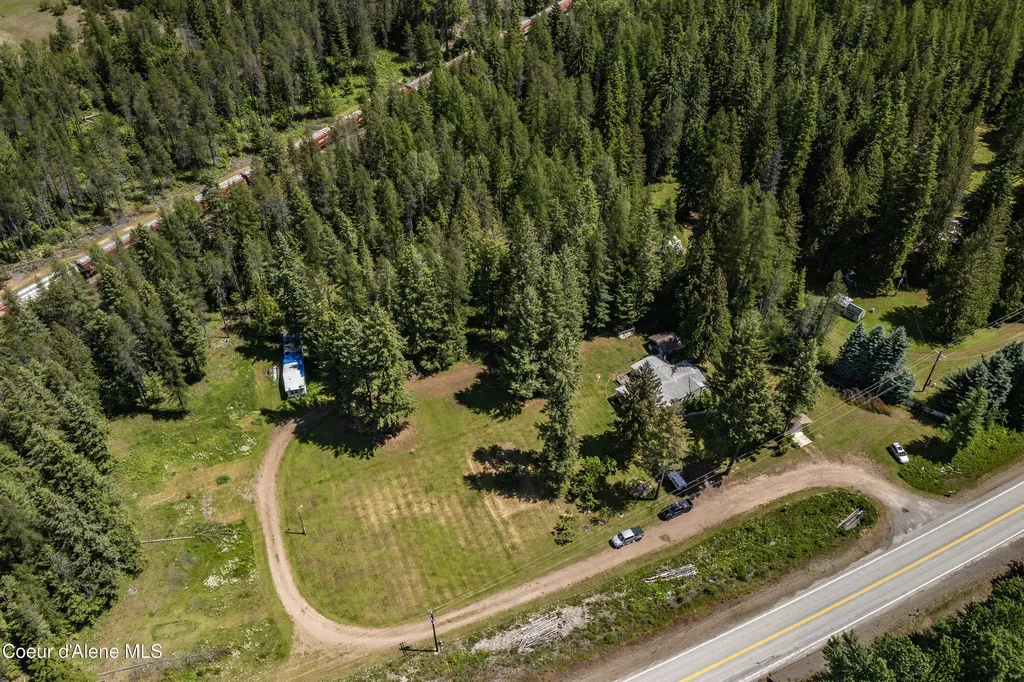 2 Rose Woods Lane Noxon MT 59853