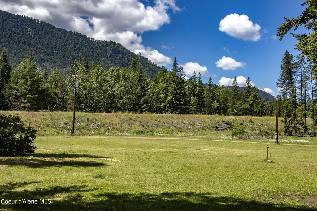 2 Rose Woods Lane Noxon MT 59853