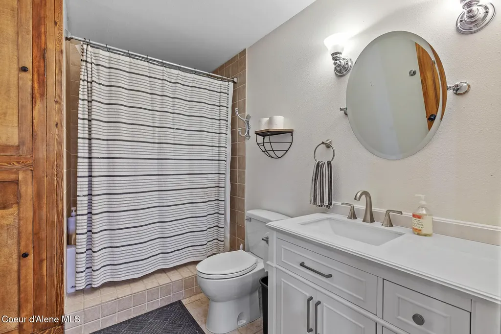 3757 N Carolwood Court Post Falls ID 83854