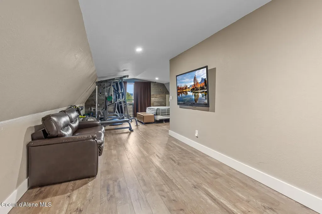 3757 N Carolwood Court Post Falls ID 83854