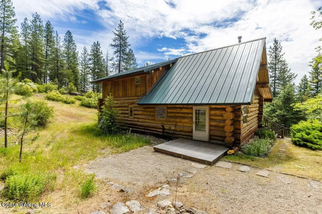 159 Cabin Ridge Road Spirit Lake ID 83869