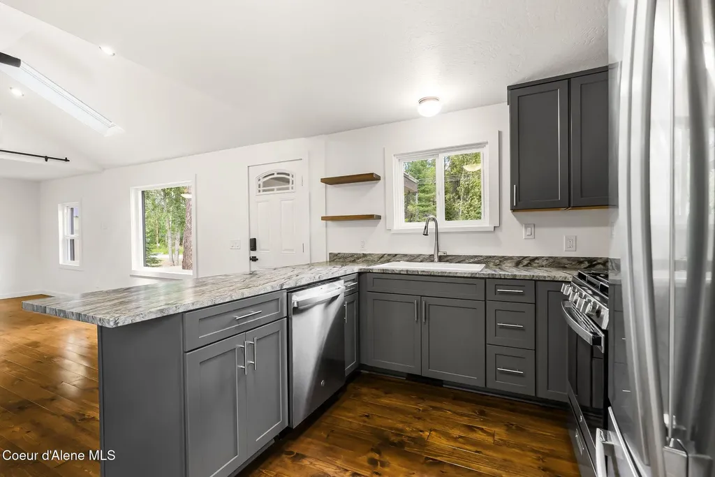3120 Colburn Culver Road Sandpoint ID 83864