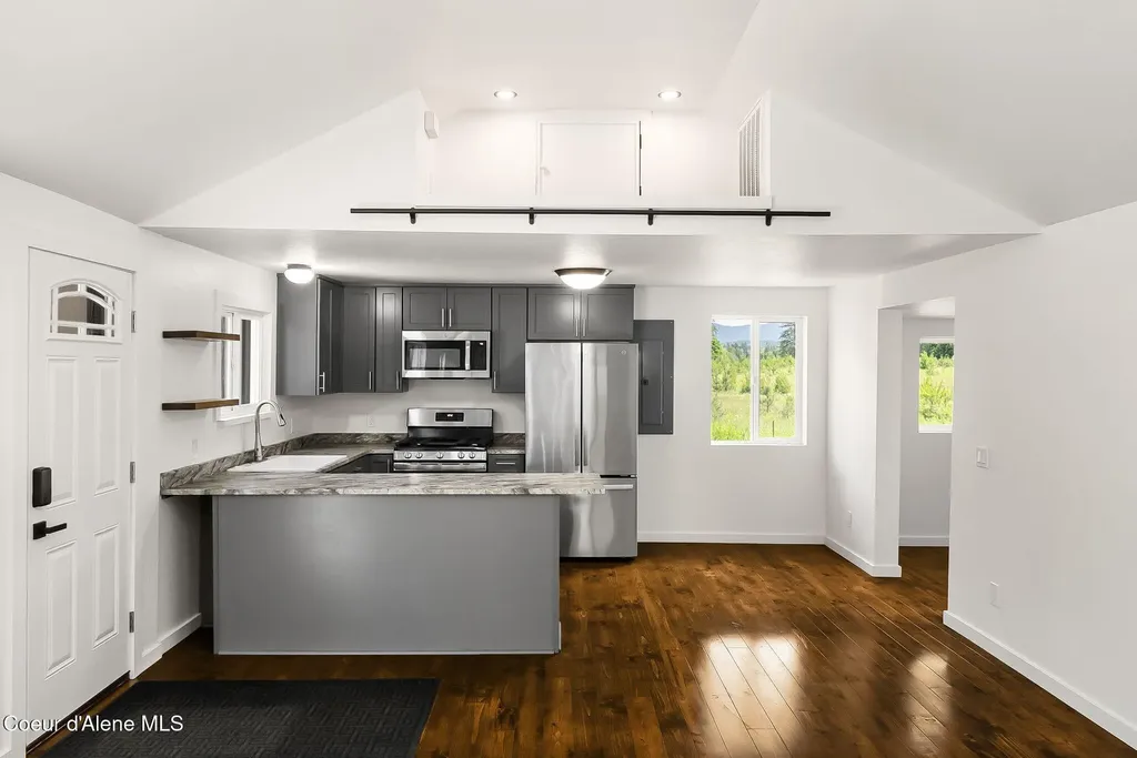 3120 Colburn Culver Road Sandpoint ID 83864