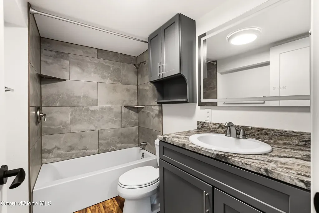 3120 Colburn Culver Road Sandpoint ID 83864