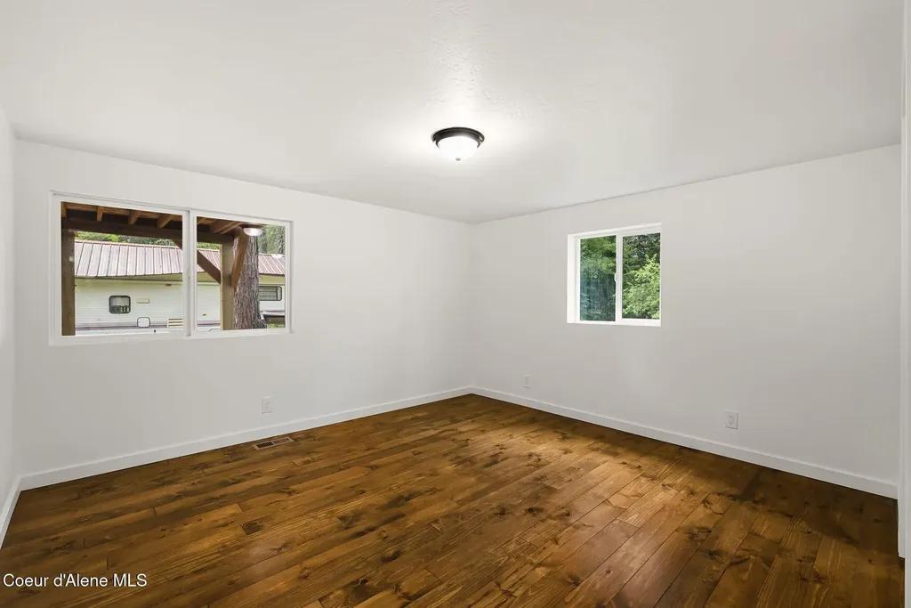 3120 Colburn Culver Road Sandpoint ID 83864