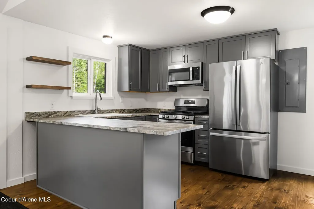 3120 Colburn Culver Road Sandpoint ID 83864