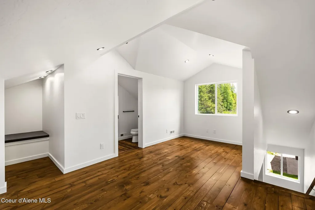 3120 Colburn Culver Road Sandpoint ID 83864