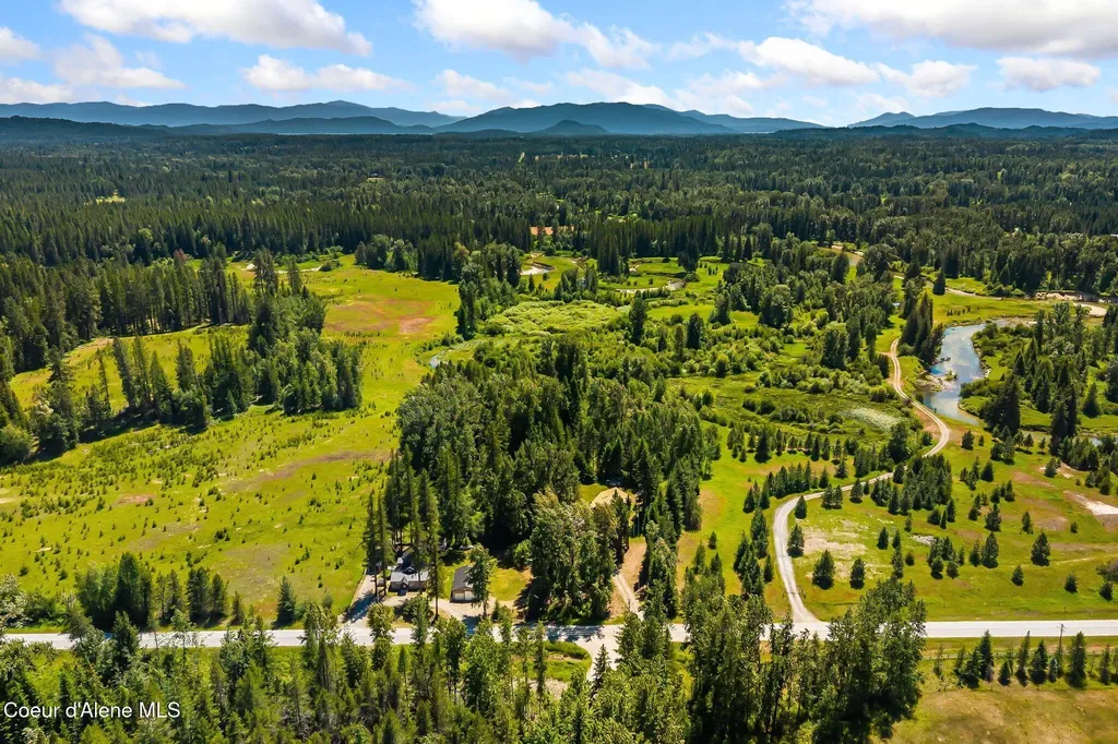 3120 Colburn Culver Road Sandpoint ID 83864