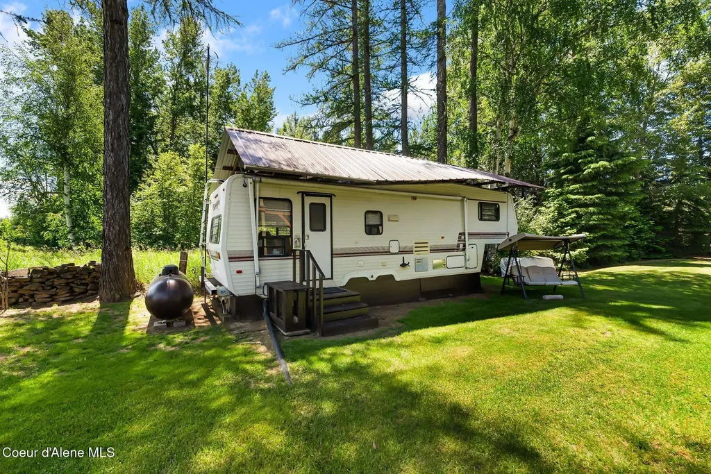 3120 Colburn Culver Road Sandpoint ID 83864