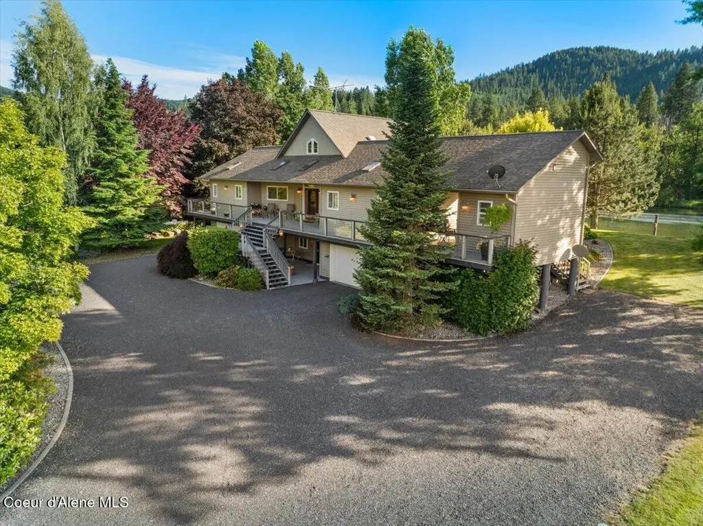 1600 Cottonwood Drive St. Maries ID 83861