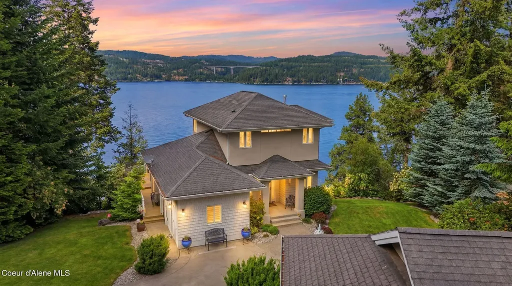 3839 E Bridgeview Drive Harrison ID 83833