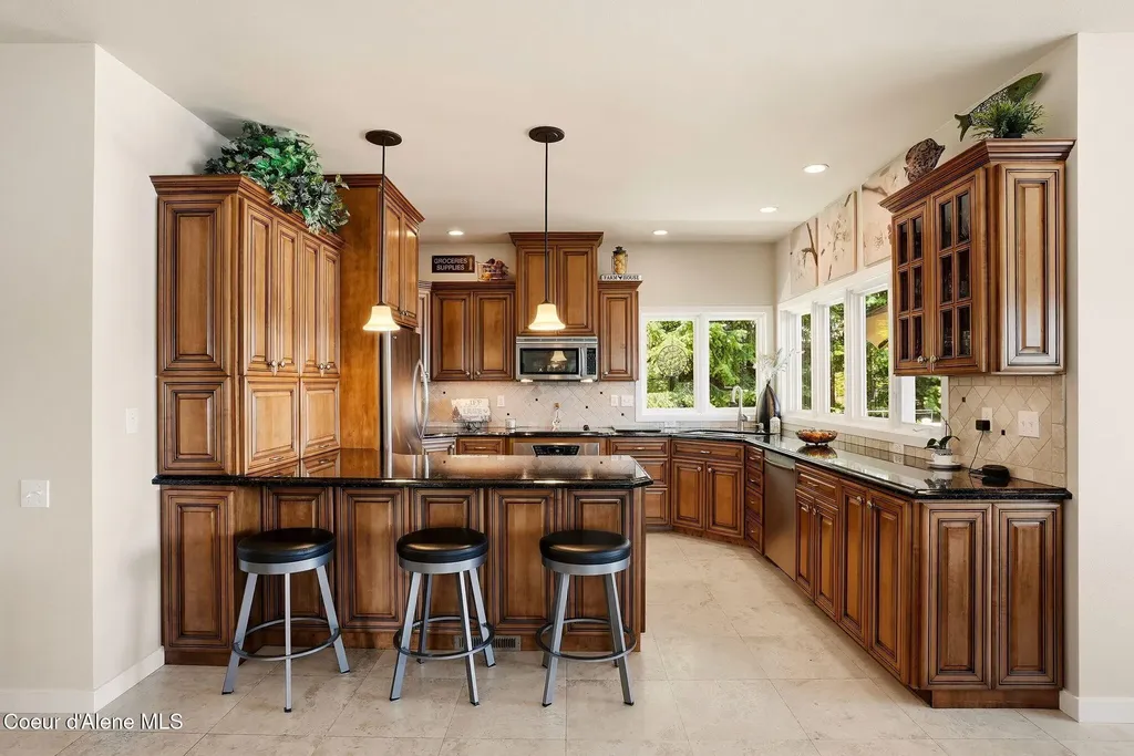 3839 E Bridgeview Drive Harrison ID 83833