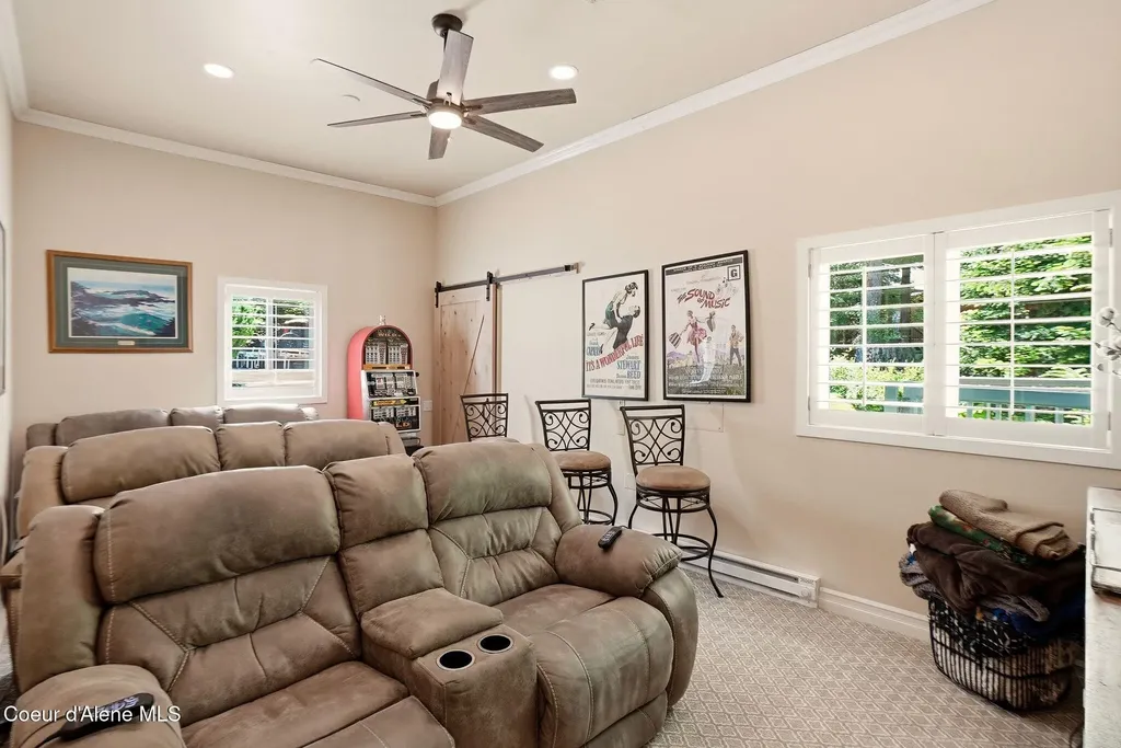 3839 E Bridgeview Drive Harrison ID 83833