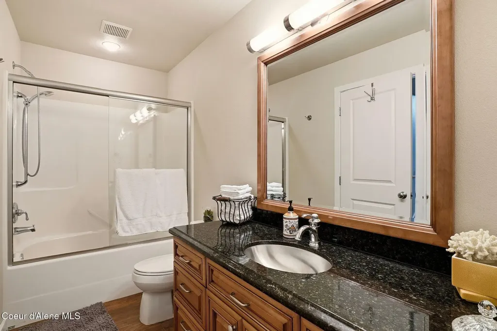 3839 E Bridgeview Drive Harrison ID 83833