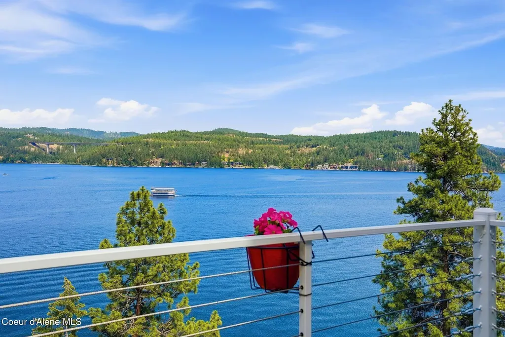 3839 E Bridgeview Drive Harrison ID 83833