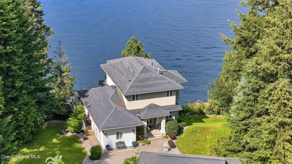 3839 E Bridgeview Drive Harrison ID 83833