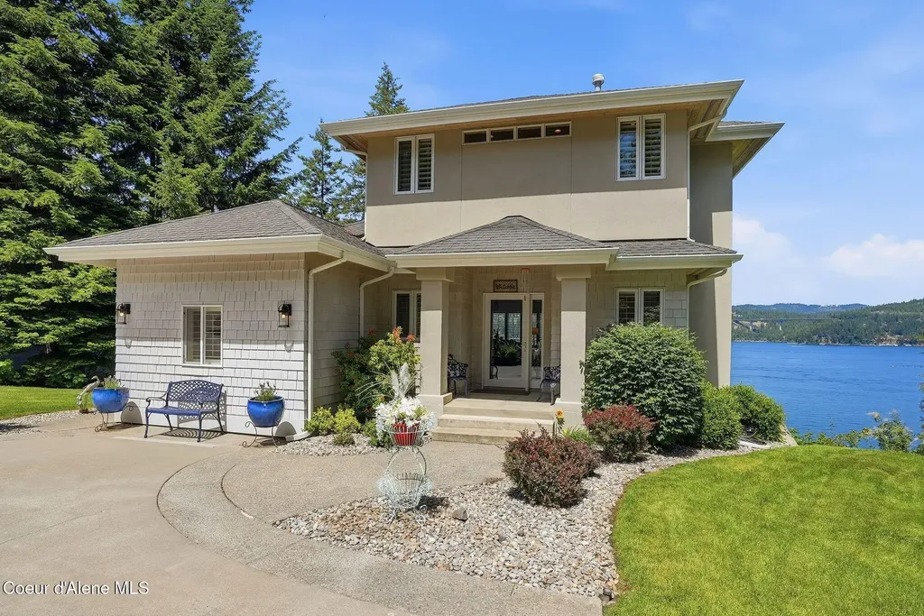3839 E Bridgeview Drive Harrison ID 83833