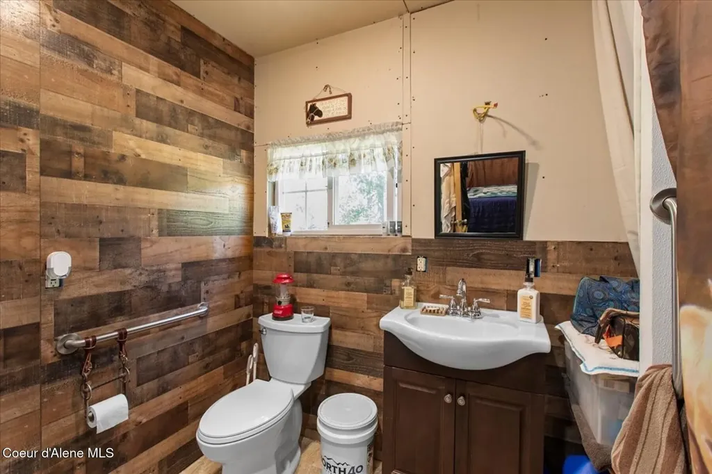 12 Hulett Hill Drive Sandpoint ID 83864