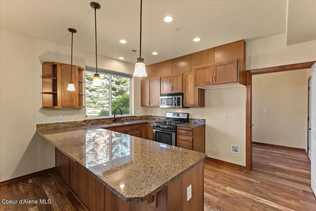 8786 N Avalanche Lane Hayden ID 83835
