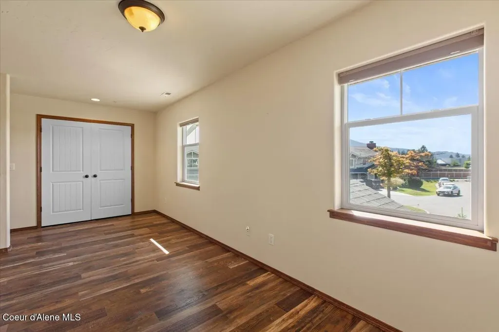 8786 N Avalanche Lane Hayden ID 83835
