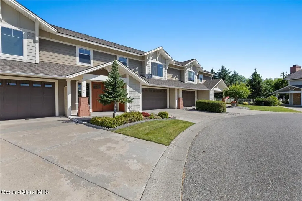 8786 N Avalanche Lane Hayden ID 83835