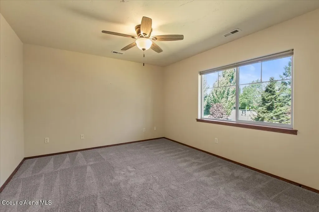 8786 N Avalanche Lane Hayden ID 83835