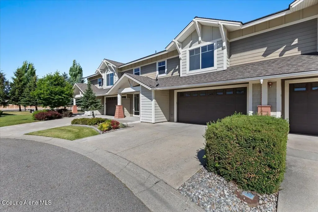 8786 N Avalanche Lane Hayden ID 83835