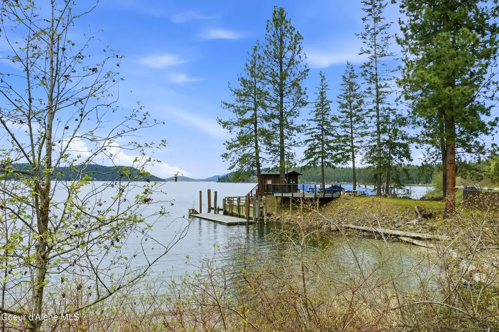 783 Cliff View Road Harrison ID 83833
