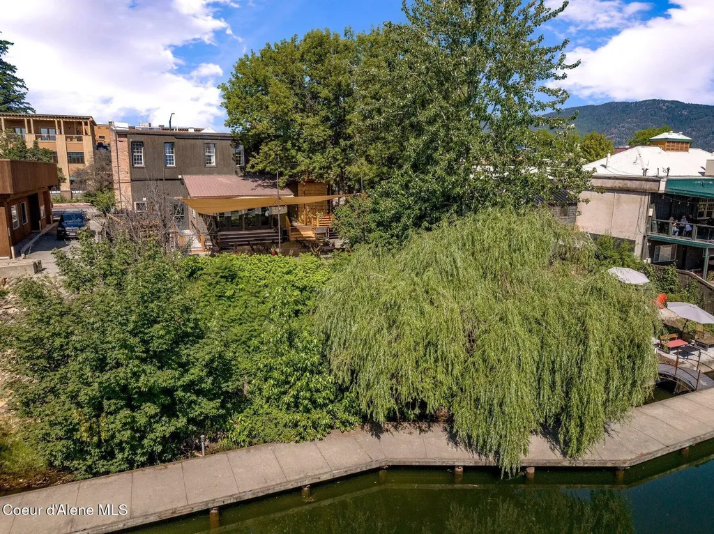 100 & 105 1st Avenue Sandpoint ID 83864