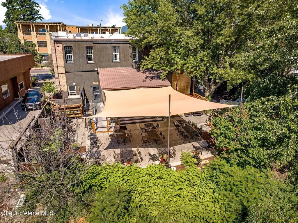 100 & 105 1st Avenue Sandpoint ID 83864