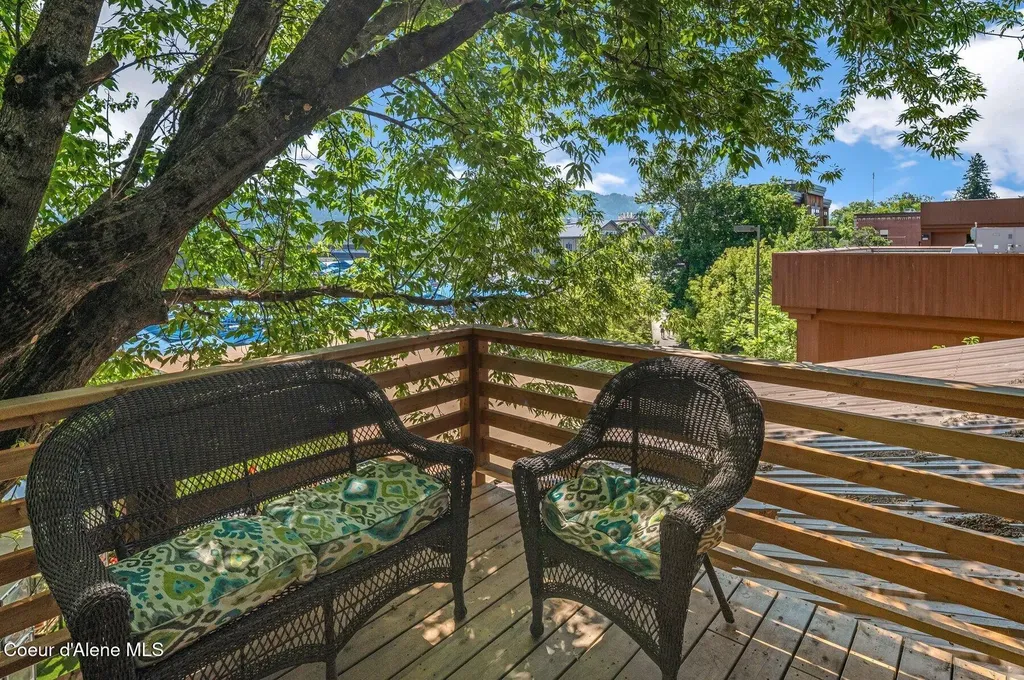 100 & 105 1st Avenue Sandpoint ID 83864