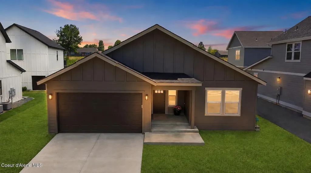 3476 N Blaze Loop Post Falls ID 83854