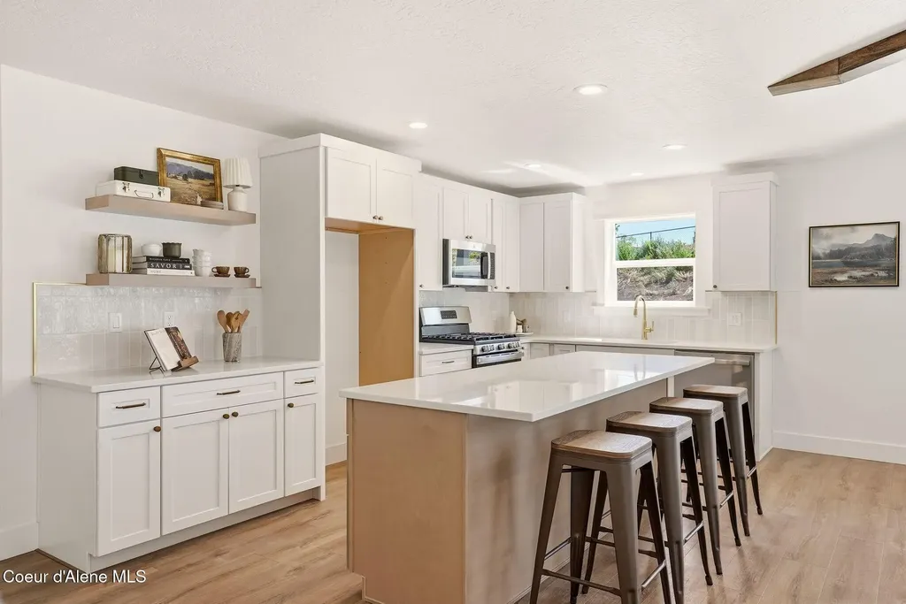 3476 N Blaze Loop Post Falls ID 83854