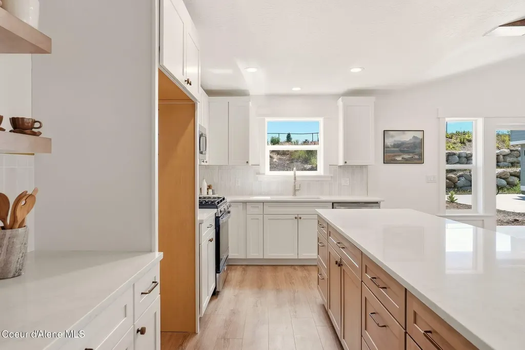 3476 N Blaze Loop Post Falls ID 83854
