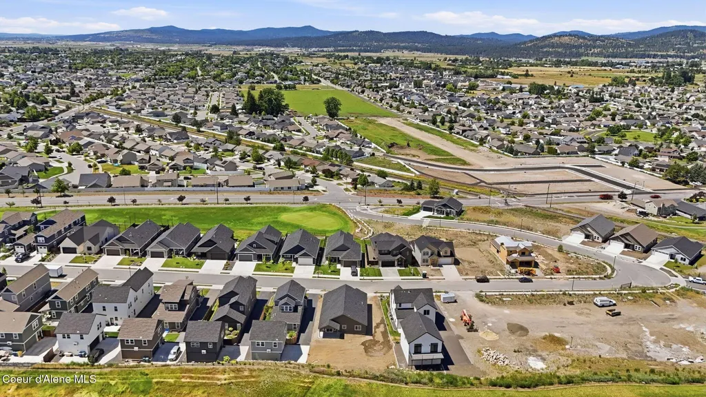 3476 N Blaze Loop Post Falls ID 83854