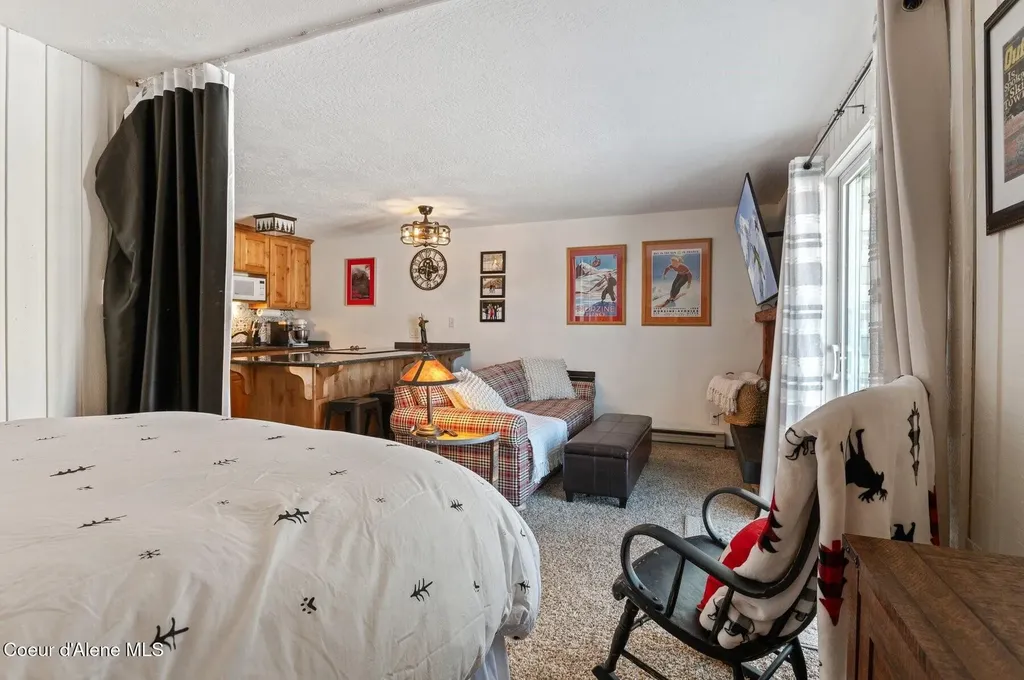 515 Northwest Passage Sandpoint ID 83864