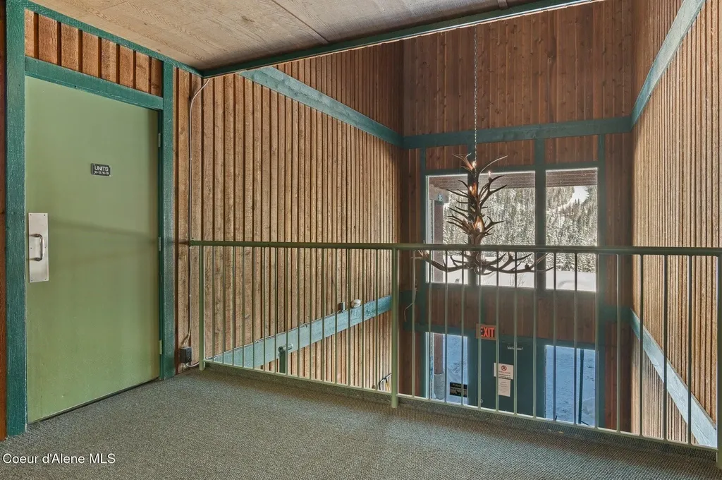 515 Northwest Passage Sandpoint ID 83864