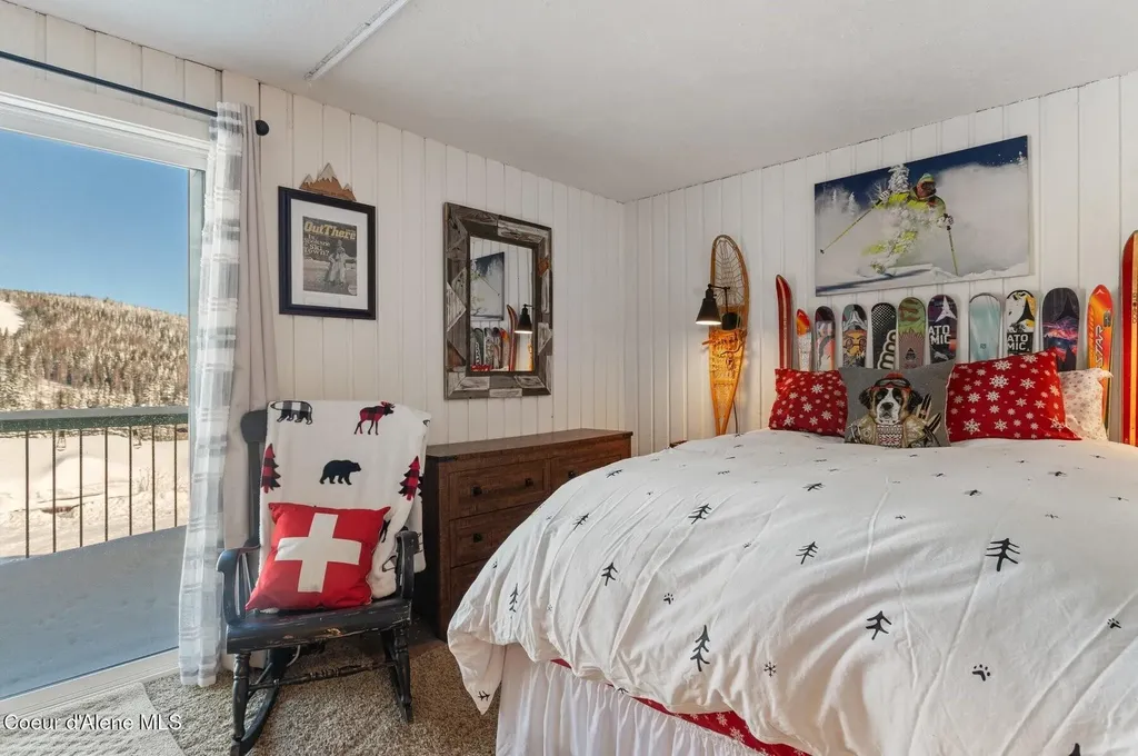 515 Northwest Passage Sandpoint ID 83864