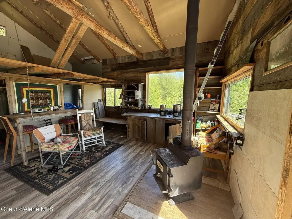 2259 Upriver View Drive Fernwood ID 83830