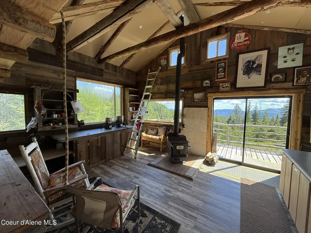 2259 Upriver View Drive Fernwood ID 83830