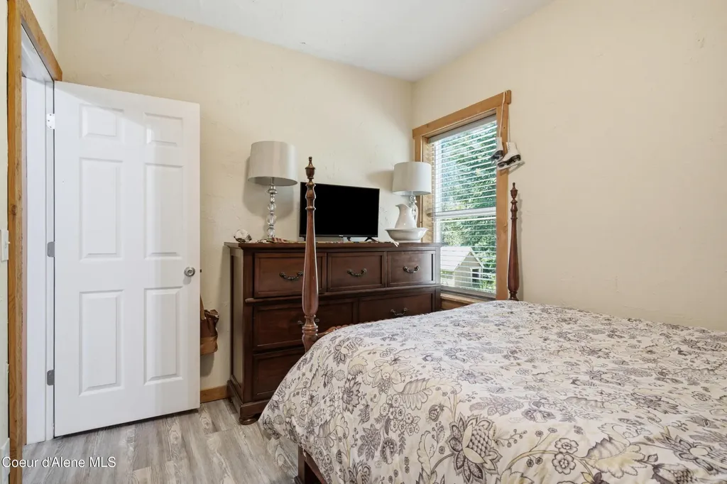 24554 N Estates Drive Athol ID 83801
