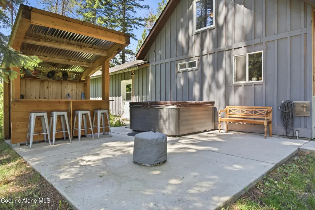 24554 N Estates Drive Athol ID 83801