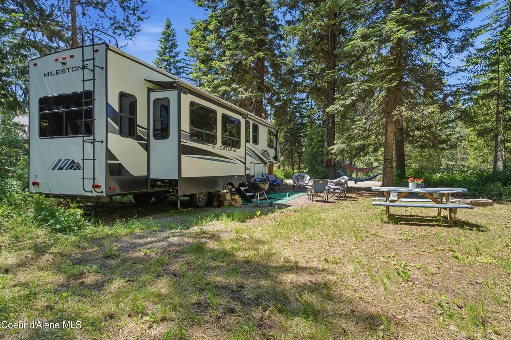 24554 N Estates Drive Athol ID 83801