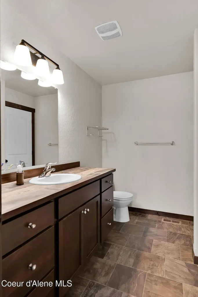5802 W Joss Lane Spirit Lake ID 83869