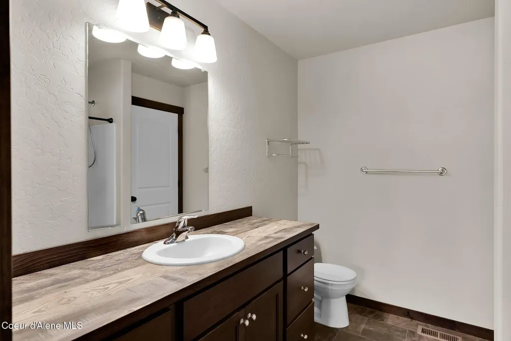 5802 W Joss Lane Spirit Lake ID 83869
