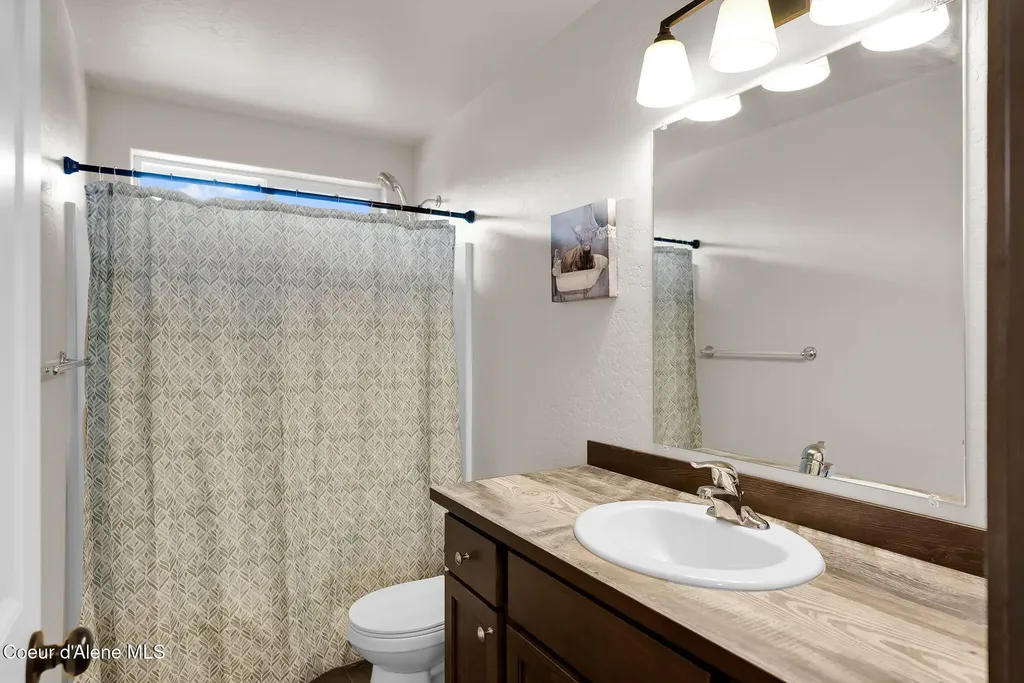 5802 W Joss Lane Spirit Lake ID 83869