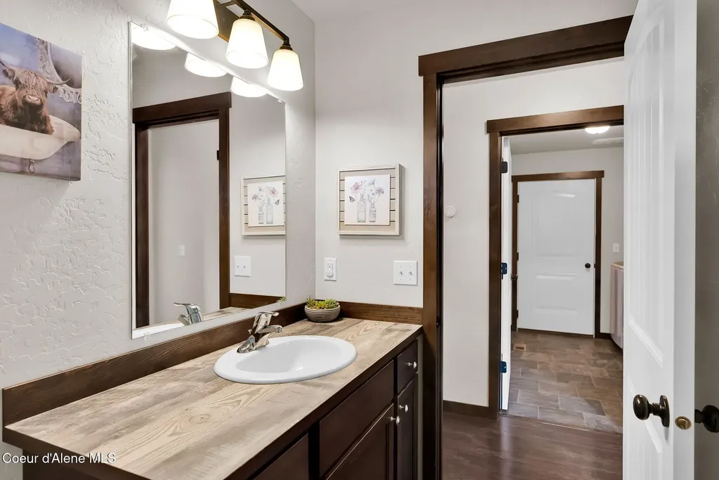 5802 W Joss Lane Spirit Lake ID 83869