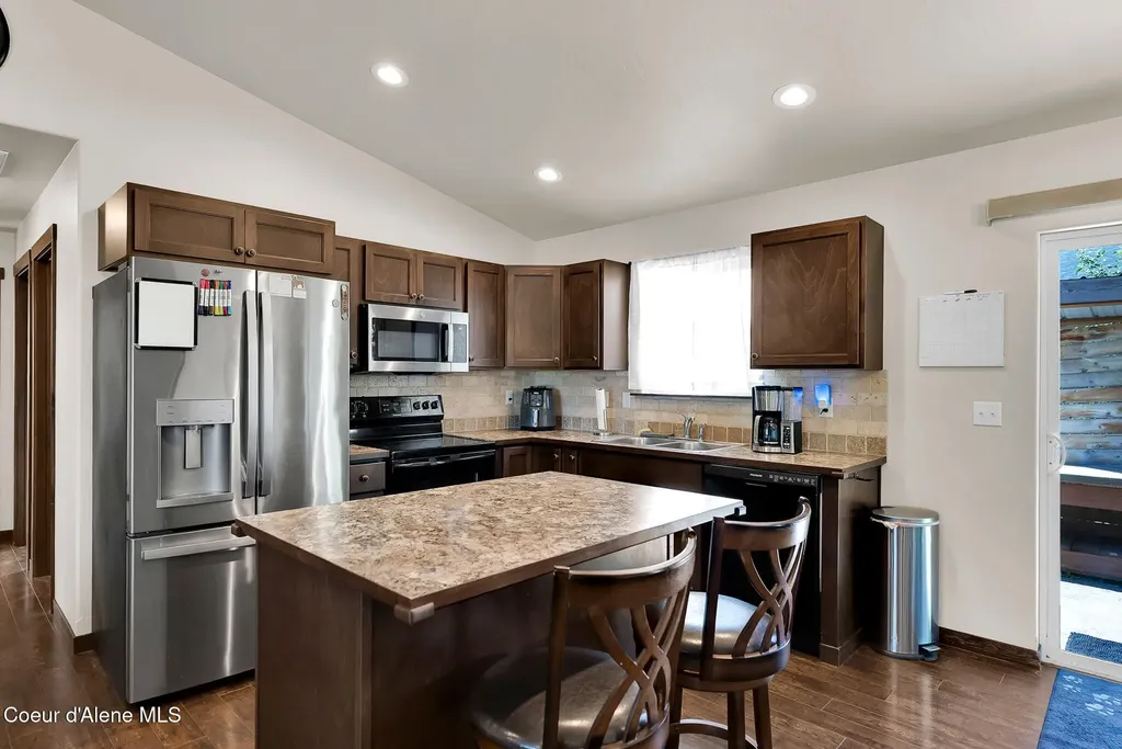5802 W Joss Lane Spirit Lake ID 83869
