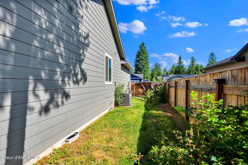 5802 W Joss Lane Spirit Lake ID 83869