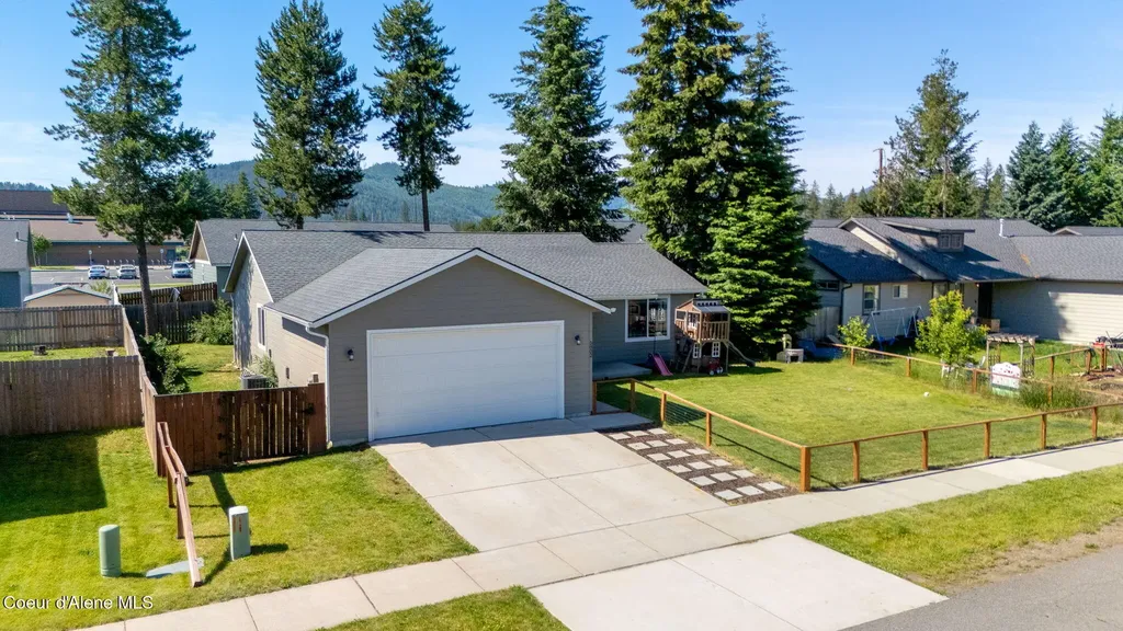 5802 W Joss Lane Spirit Lake ID 83869